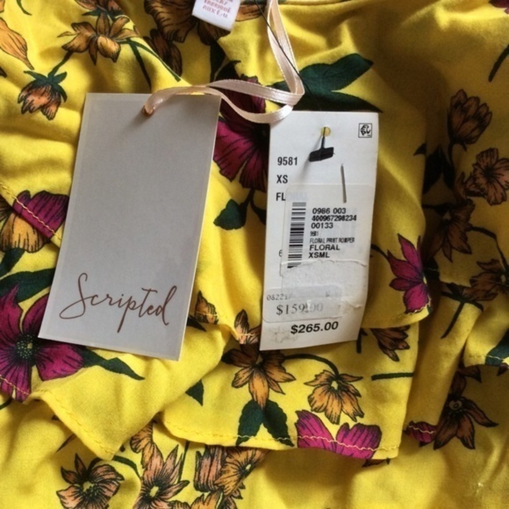 Scripted One Shoulder Ruffled Floral Romper - Picture 6 of 6